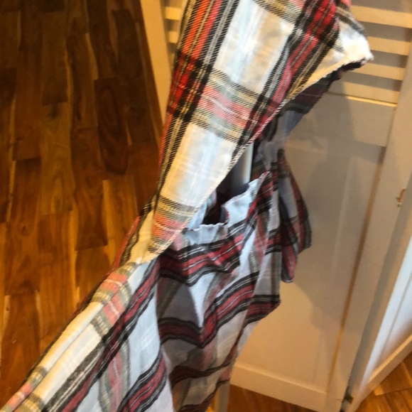 Baby/toddle 12m-2T plaid cape, cute gnome style - Picture 3 of 3